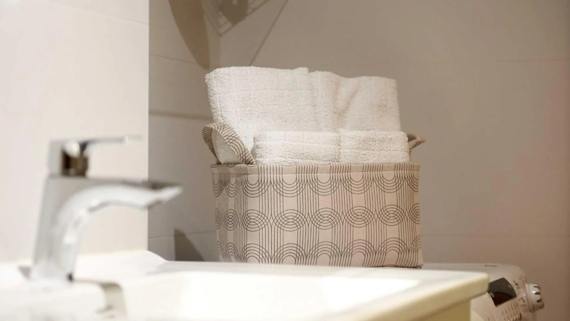 Apartment Boris St - Two Bedroom Apartment With Terrace And Jacuzzi Trogir