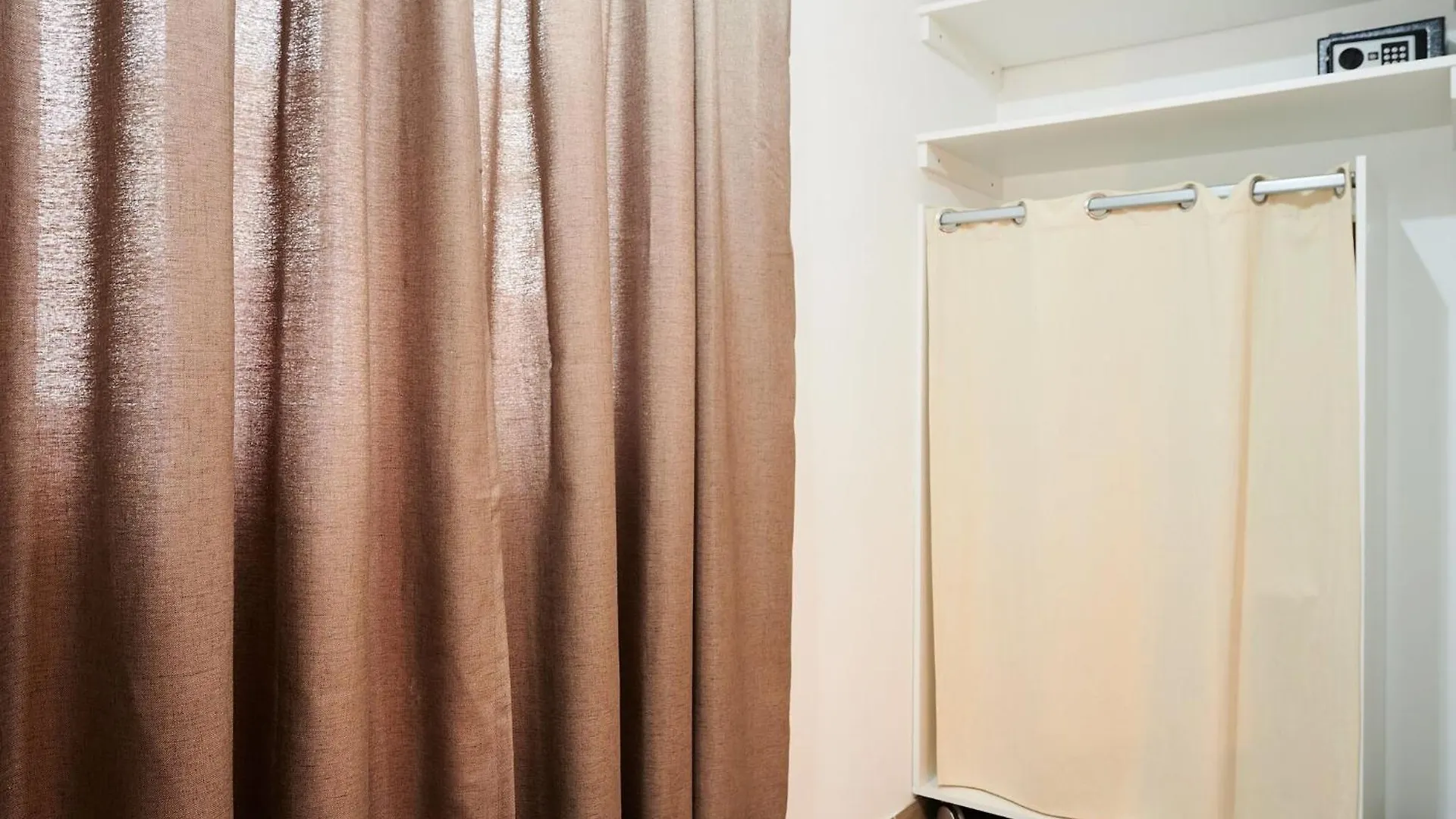 Apartment Boris St - Two Bedroom Apartment With Terrace And Jacuzzi 特罗吉尔